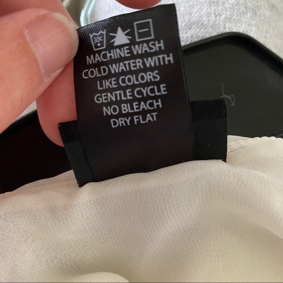 Floral tank top - Picture 6 of 6